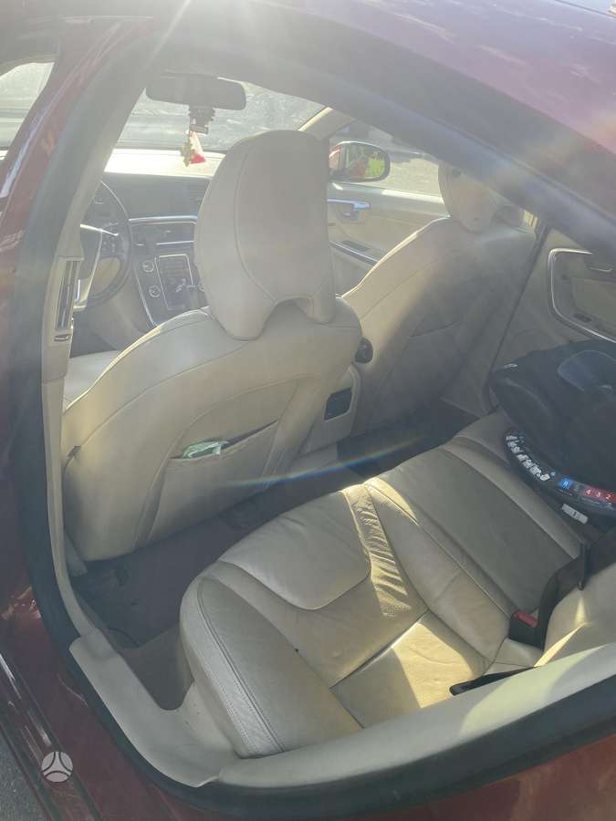 Volvo S60 - 8