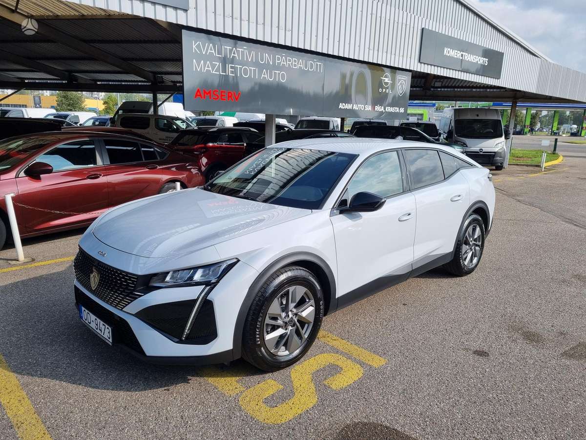 Peugeot 408 - 1