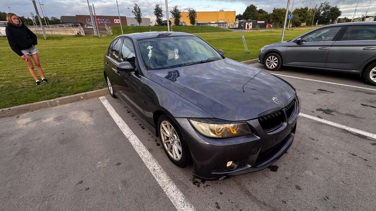 BMW 320, 2.0 l., Седан