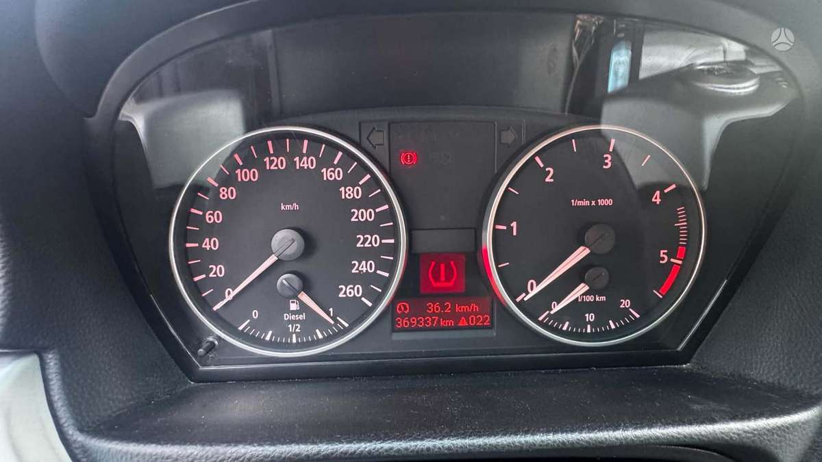 BMW 320, 2.0 l., Седан