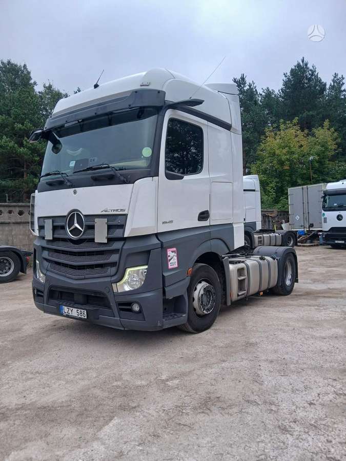 Mercedes-Benz Actros, double sleeper