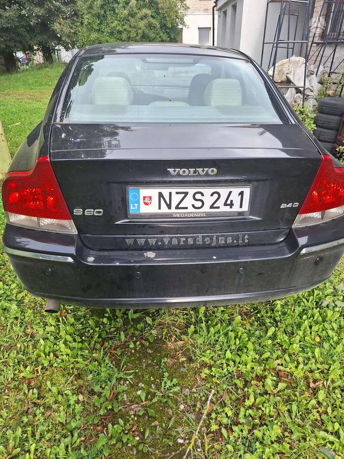 Volvo S60, 2.4 l., Седан