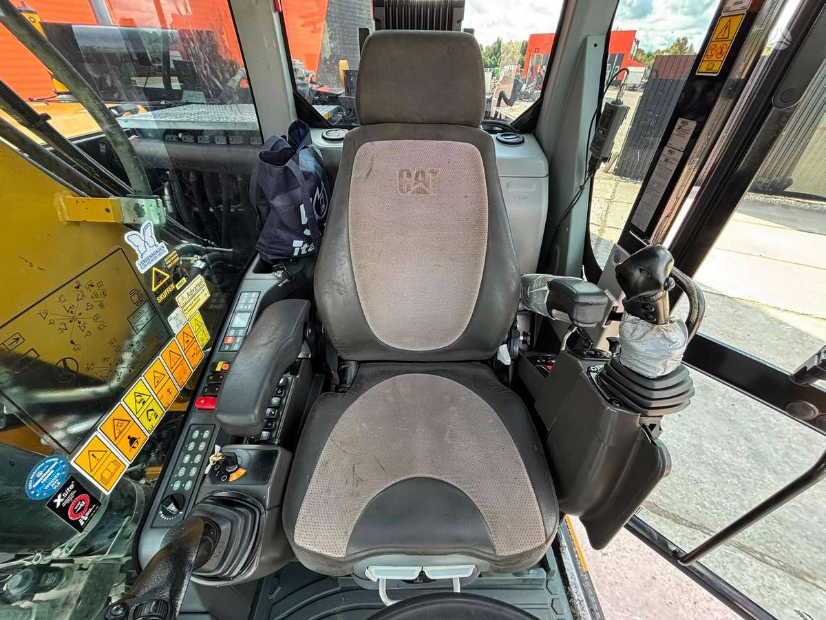 Caterpillar M 315 F, экскаваторы