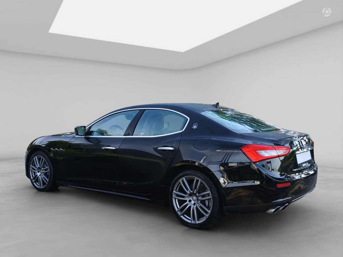 Maserati Ghibli - 3