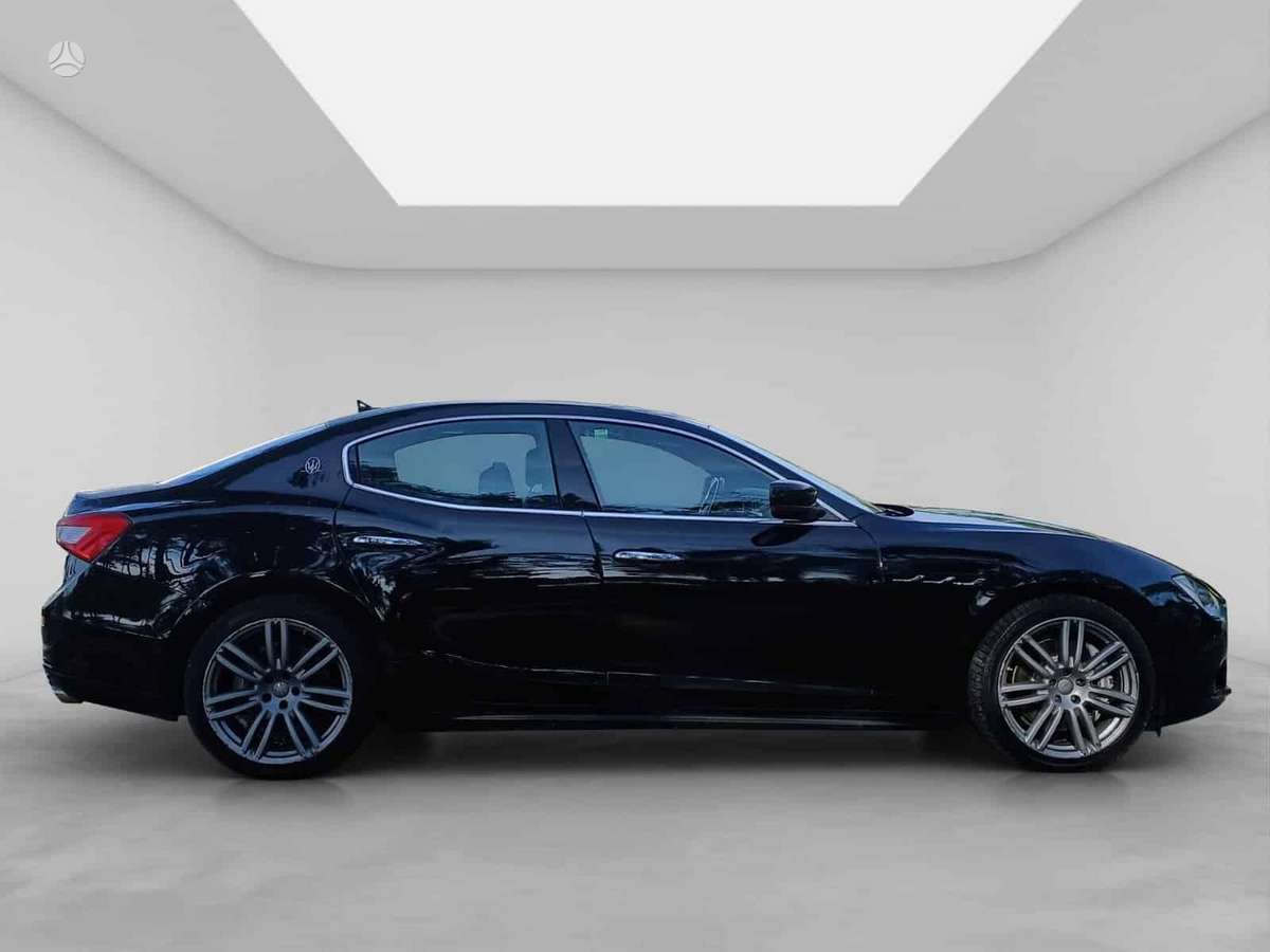 Maserati Ghibli - 6