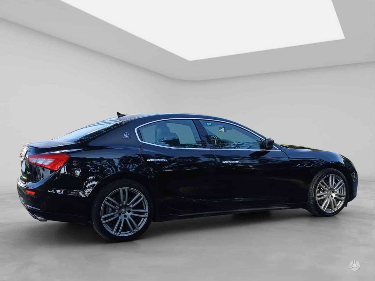 Maserati Ghibli - 7