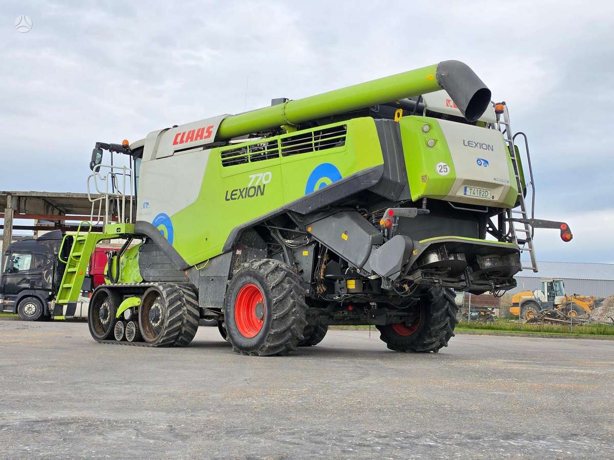 Claas Lexion 770TT, kombainai