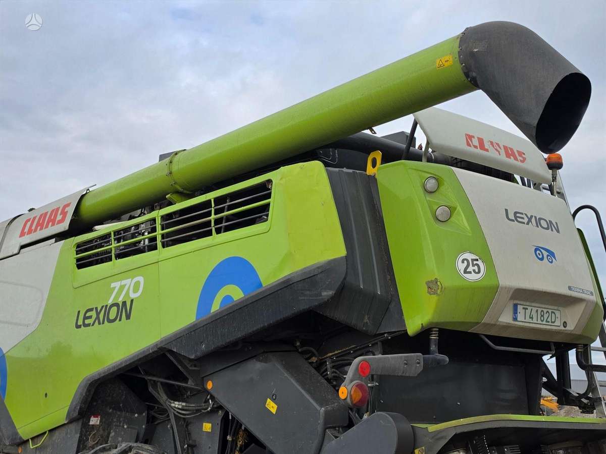 Claas Lexion 770TT, kombainai