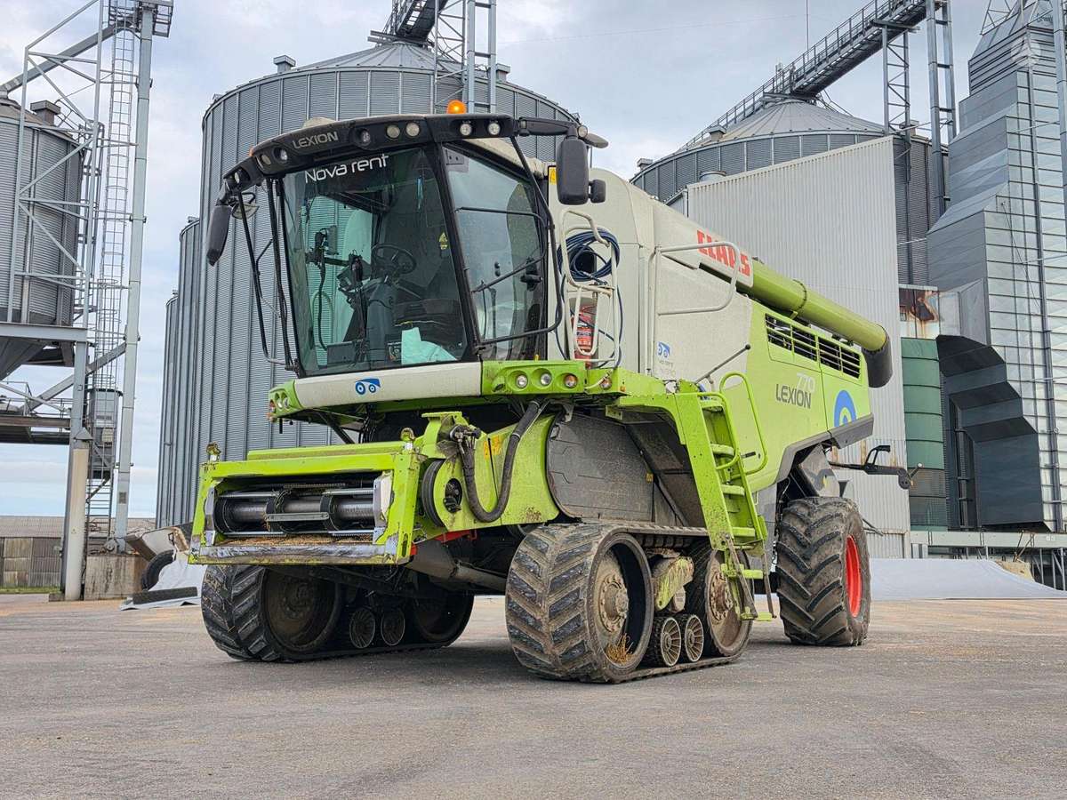 Claas Lexion 770TT, kombainai