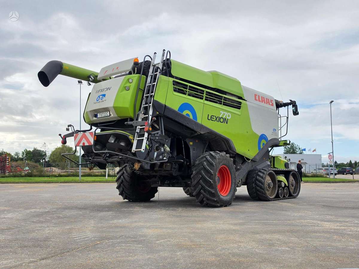 Claas Lexion 770TT, kombainai