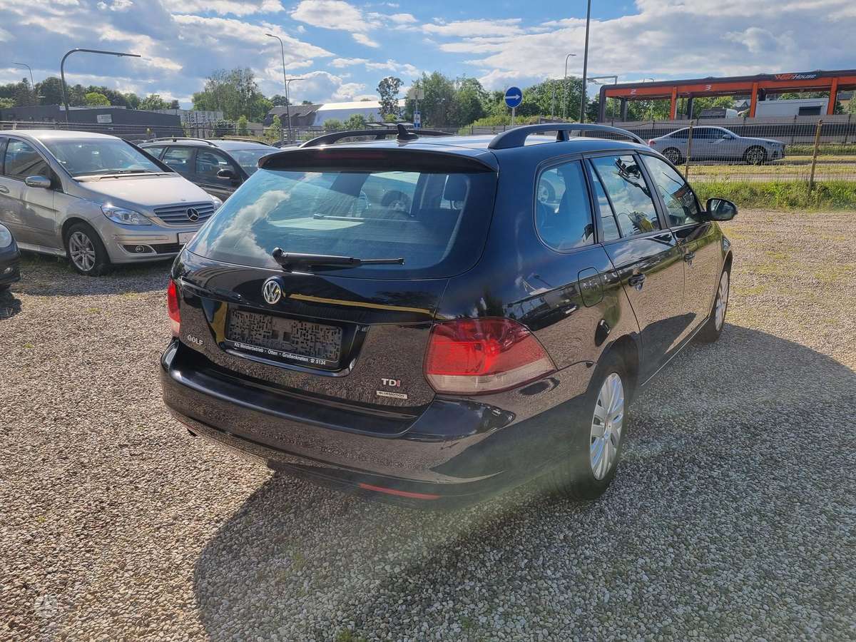 Volkswagen Golf, 1.6 l., Универсал