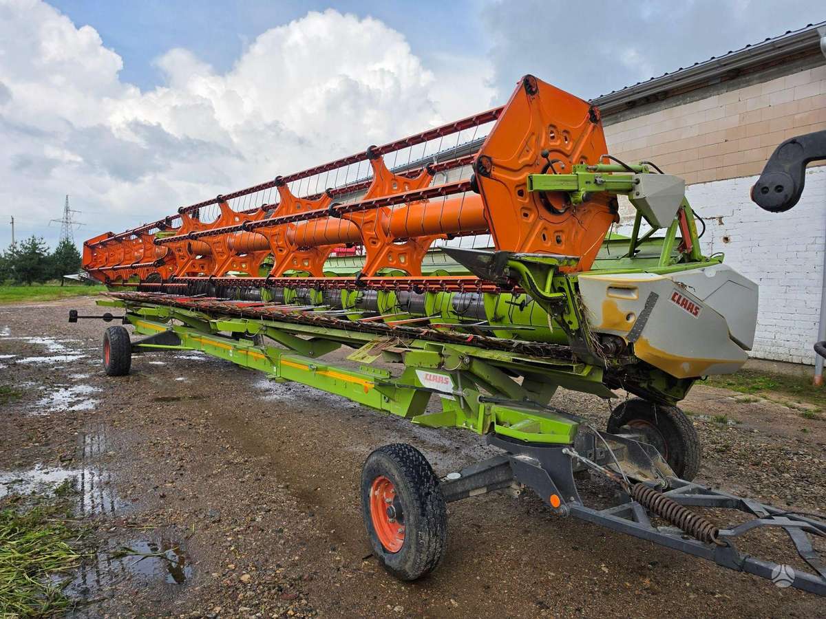 Claas LEXION 770TT, kombainai