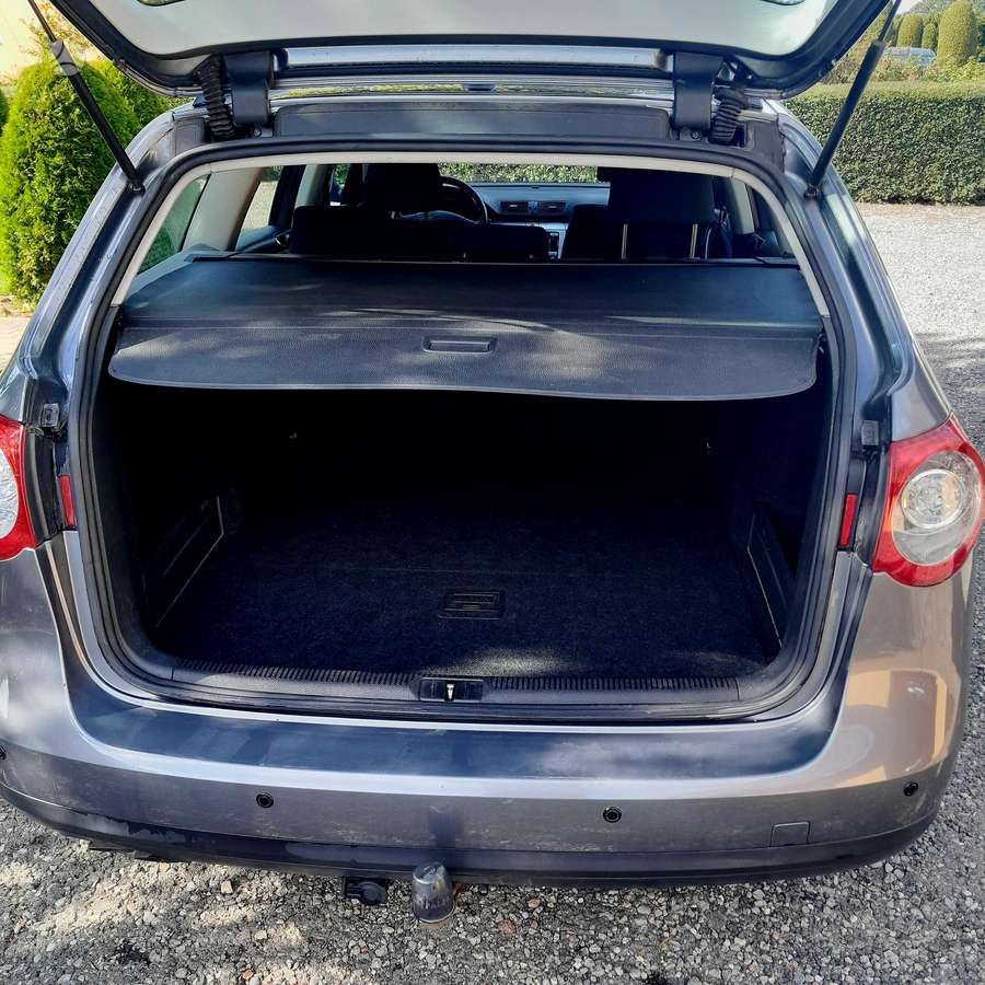 Volkswagen Passat, 2.0 l., Универсал