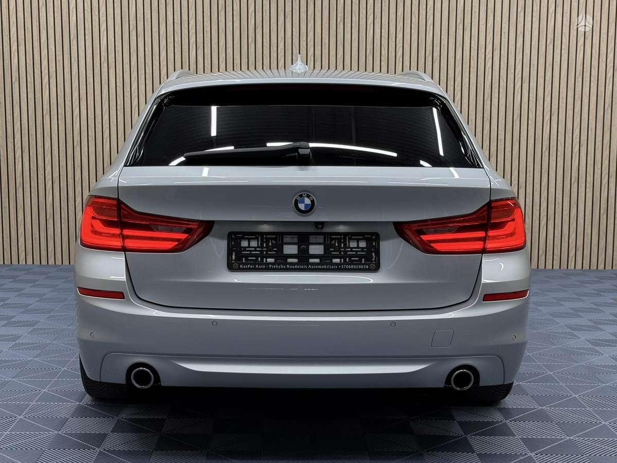 BMW 520, 2.0 l., wagon