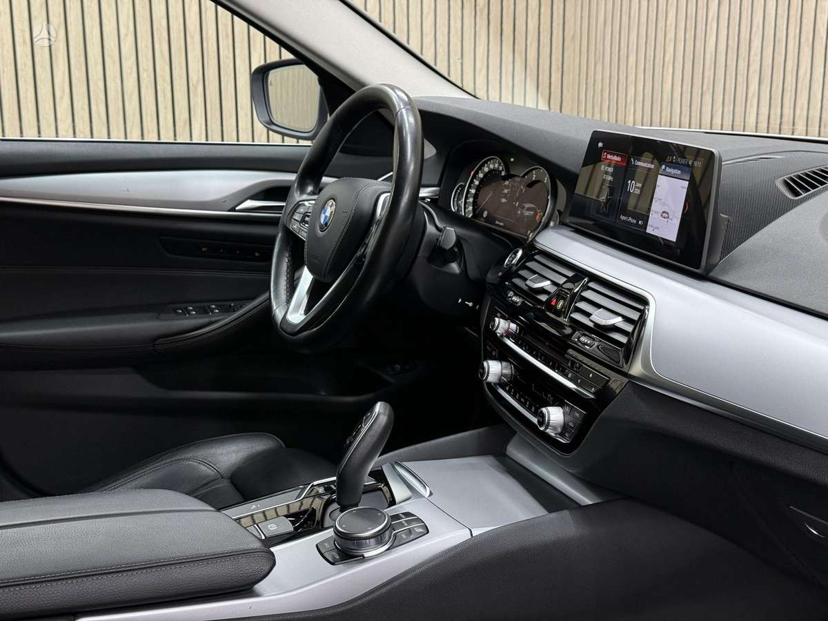 BMW 520, 2.0 l., wagon