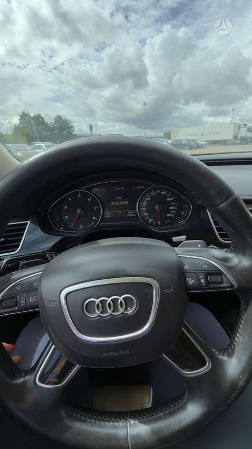 Audi A8, 4.0 l., Лимузин