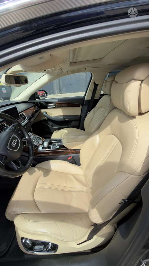 Audi A8, 4.0 l., Лимузин