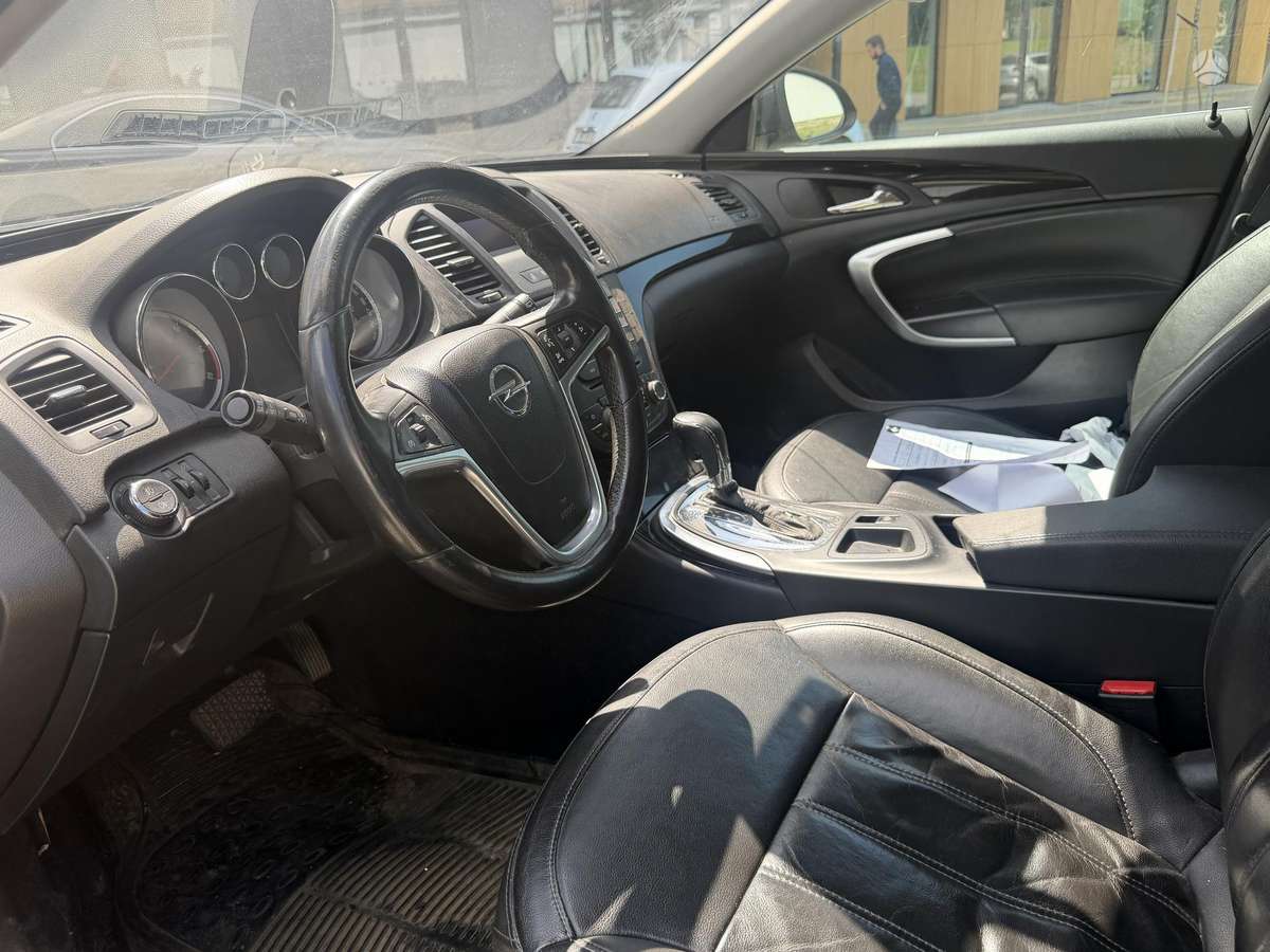 Opel Insignia, 2.0 l., Универсал