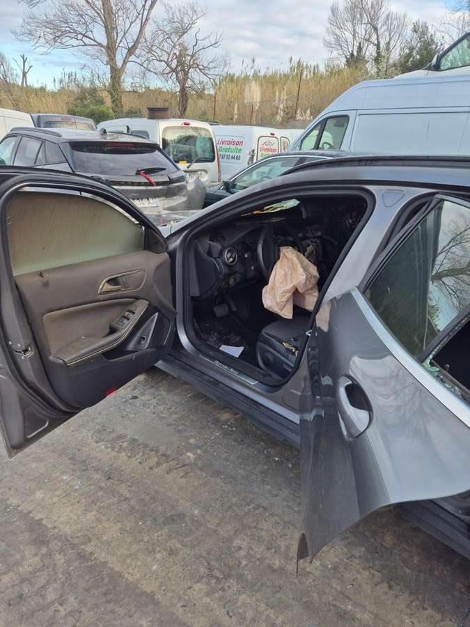 Mercedes-Benz GLA200, 651930, по частям