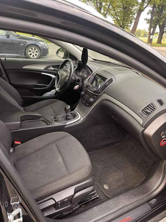 Opel Insignia, 2.0 l., Универсал