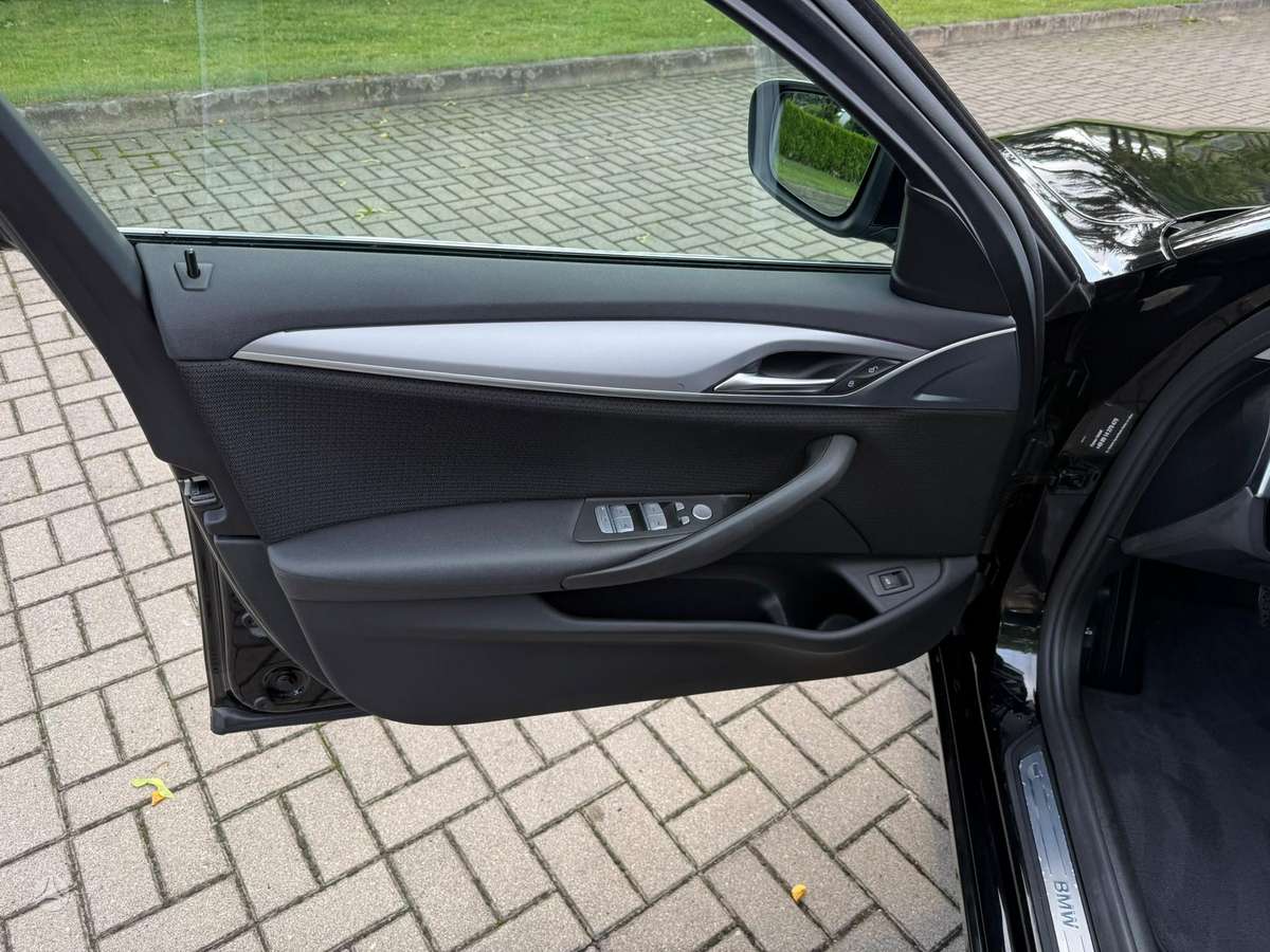 BMW 520, 2.0 l., wagon