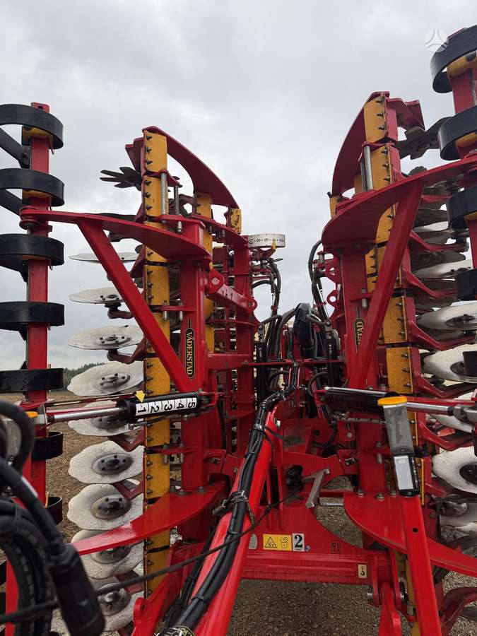 Vaderstad Carrier XL 525, žemės dirbimo / ruošimo technika