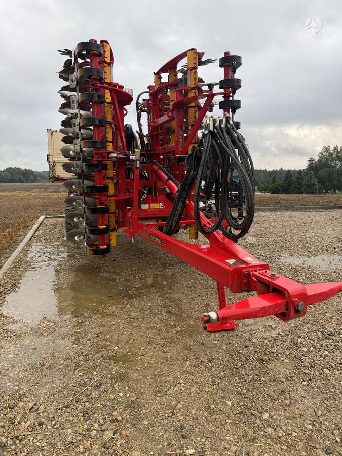 Vaderstad Carrier XL 525, žemės dirbimo / ruošimo technika