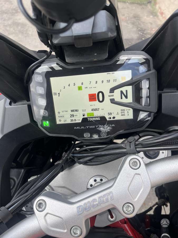 Ducati Multistrada V2 950cc, krosa / enduro
