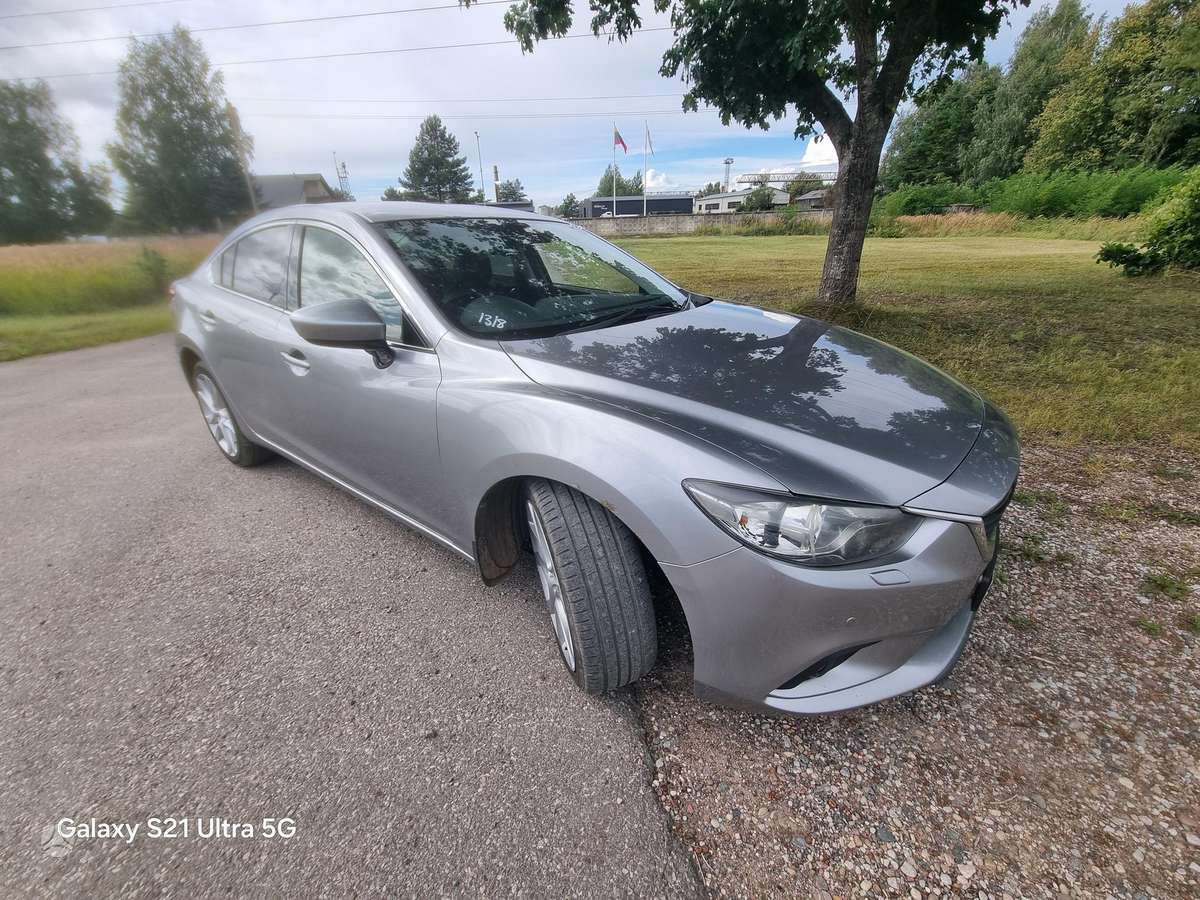 Mazda 6, 2.2 l., Седан