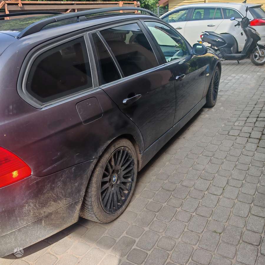 BMW 320, 2.0 l., universalas