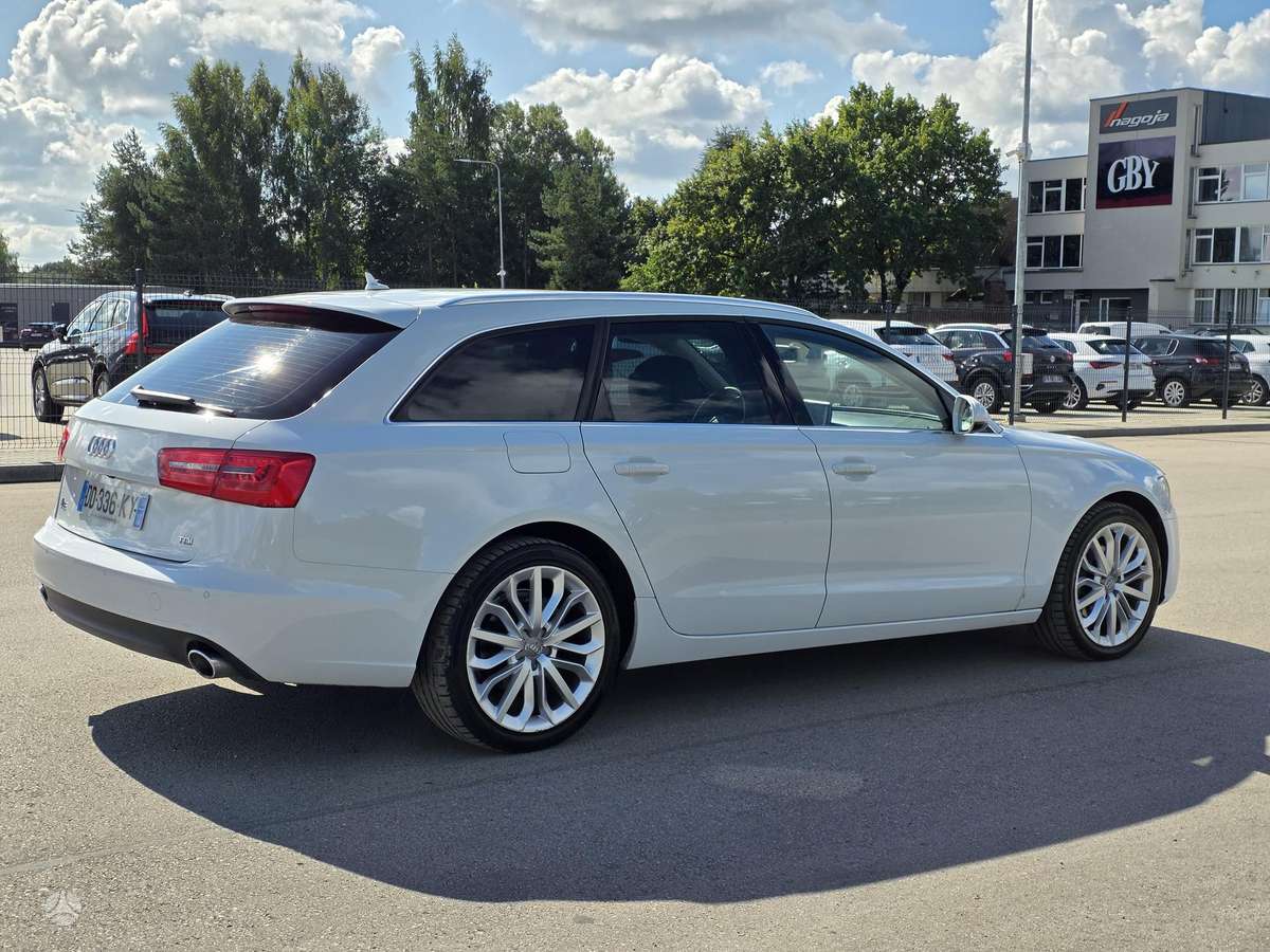 Audi A6, 3.0 l., universalas