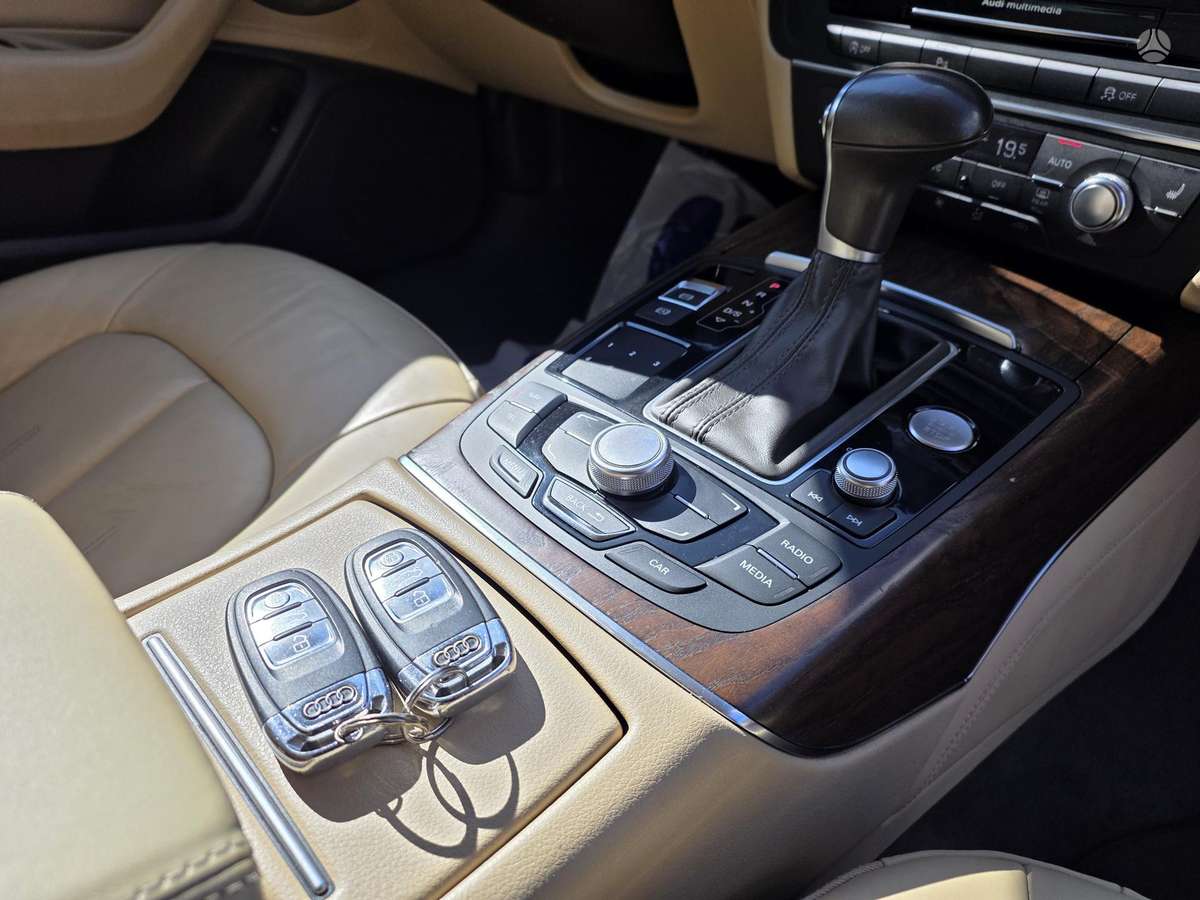 Audi A6, 3.0 l., universalas