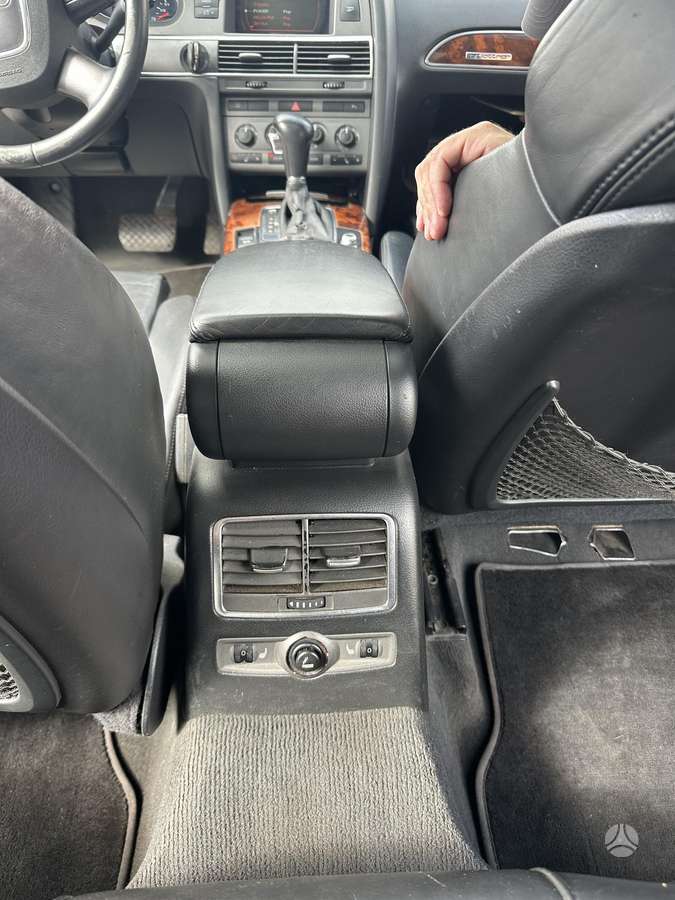 Audi A6, 3.0 l., universalas