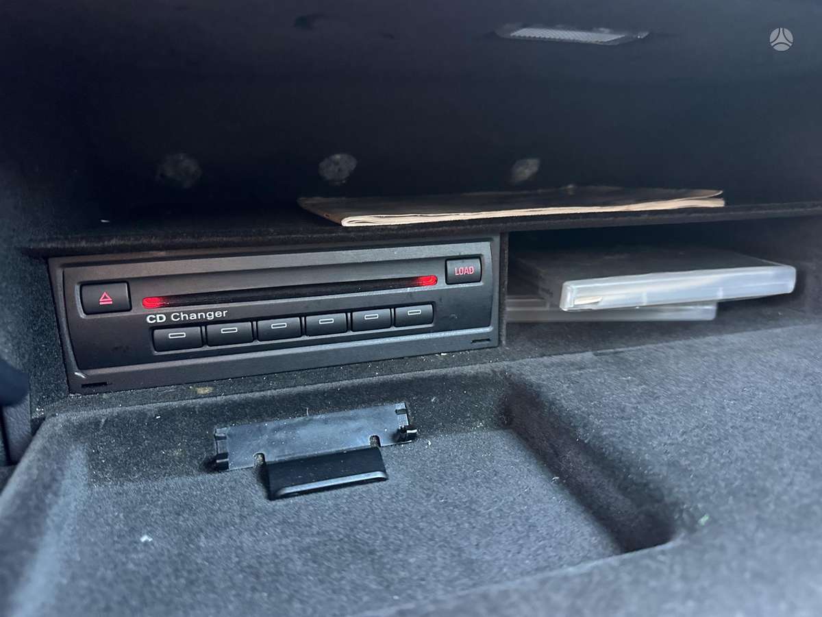 Audi A6, 3.0 l., universalas