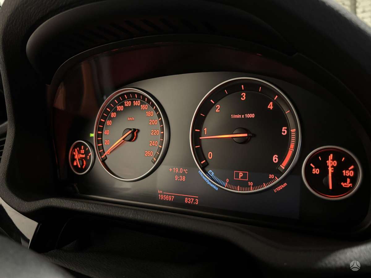 BMW X3, 2.0 l., off-road / crossover
