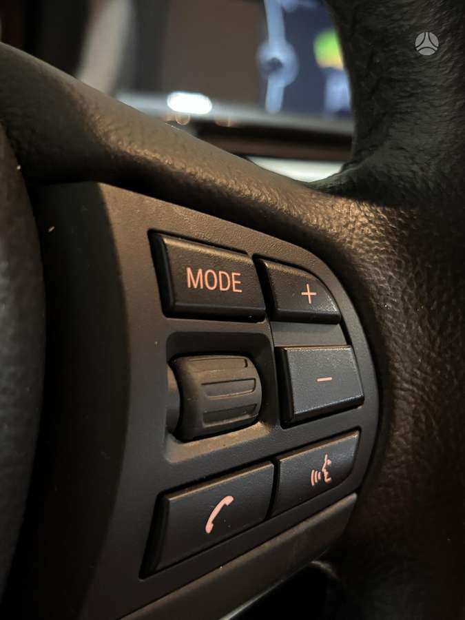 BMW X3, 2.0 l., off-road / crossover