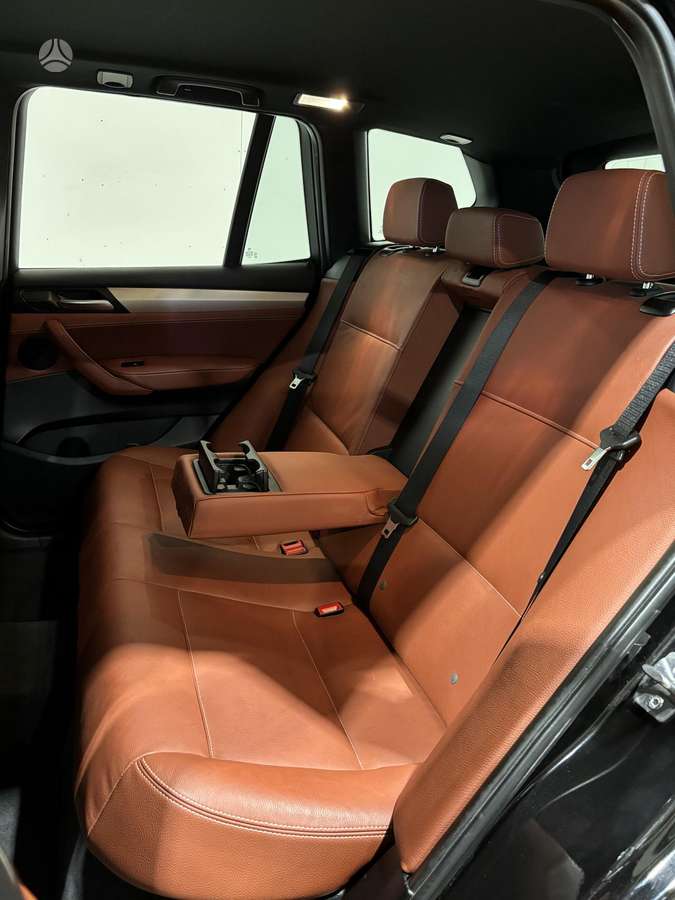 BMW X3, 2.0 l., off-road / crossover