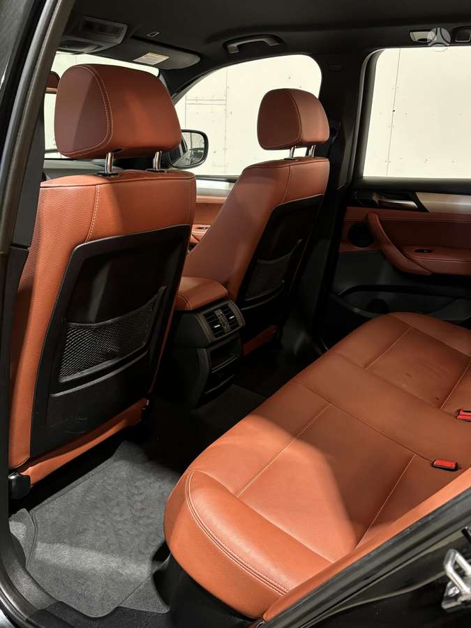 BMW X3, 2.0 l., off-road / crossover