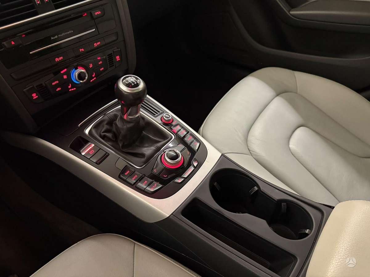 Audi A4, 2.0 l., Универсал