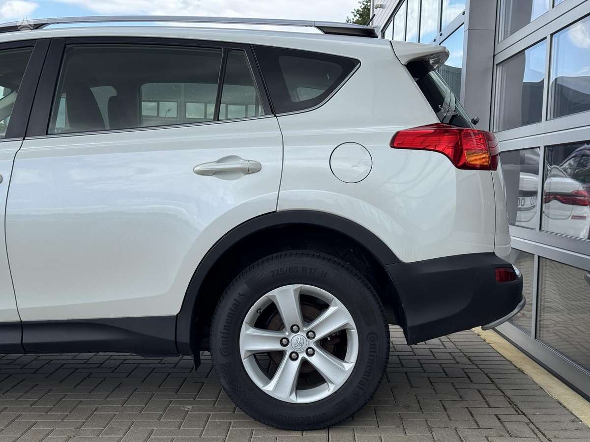 Toyota RAV4 - 2