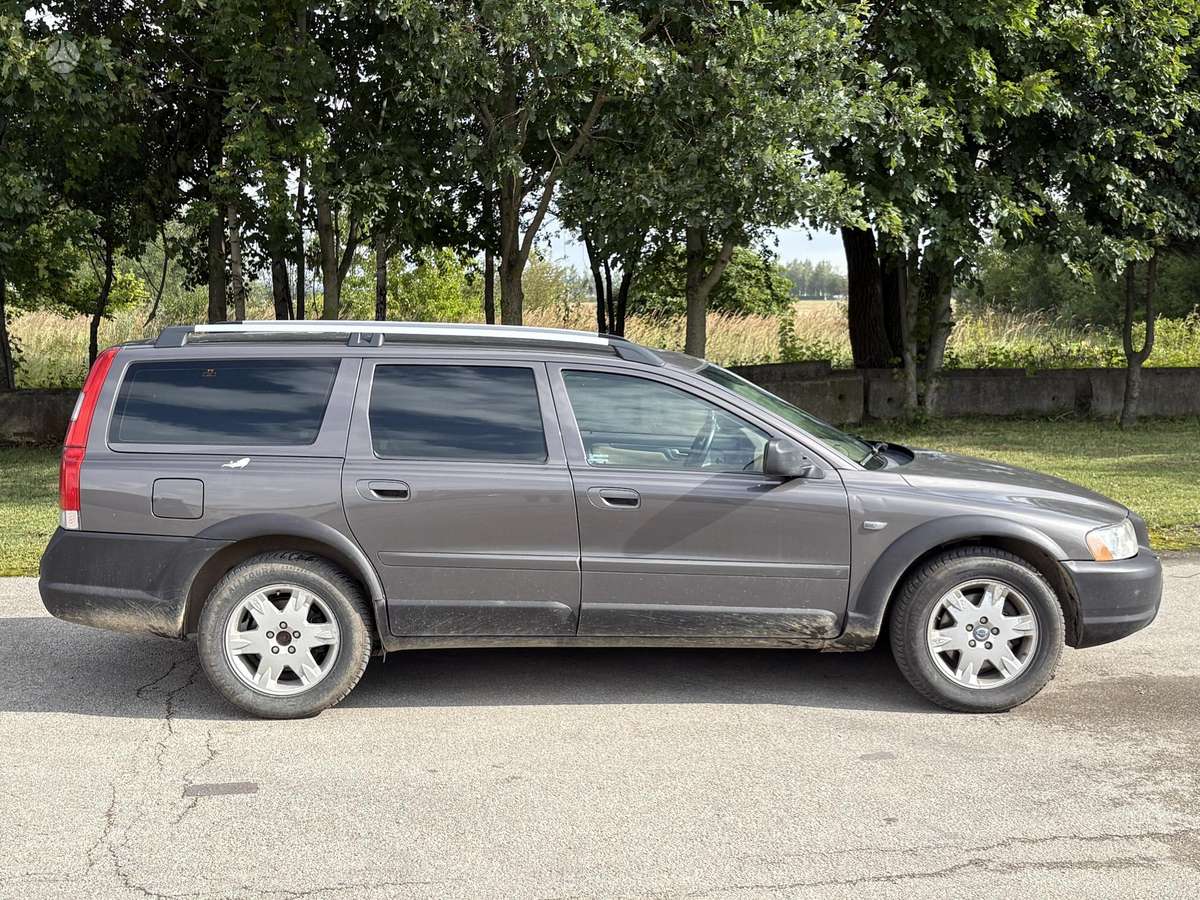 Volvo XC70, 2.4 l., Универсал