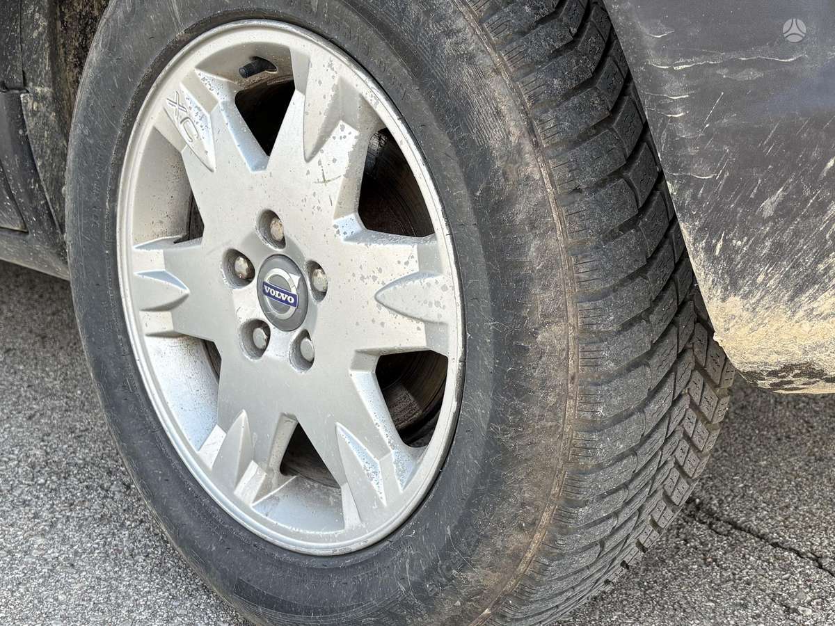 Volvo XC70 - 10