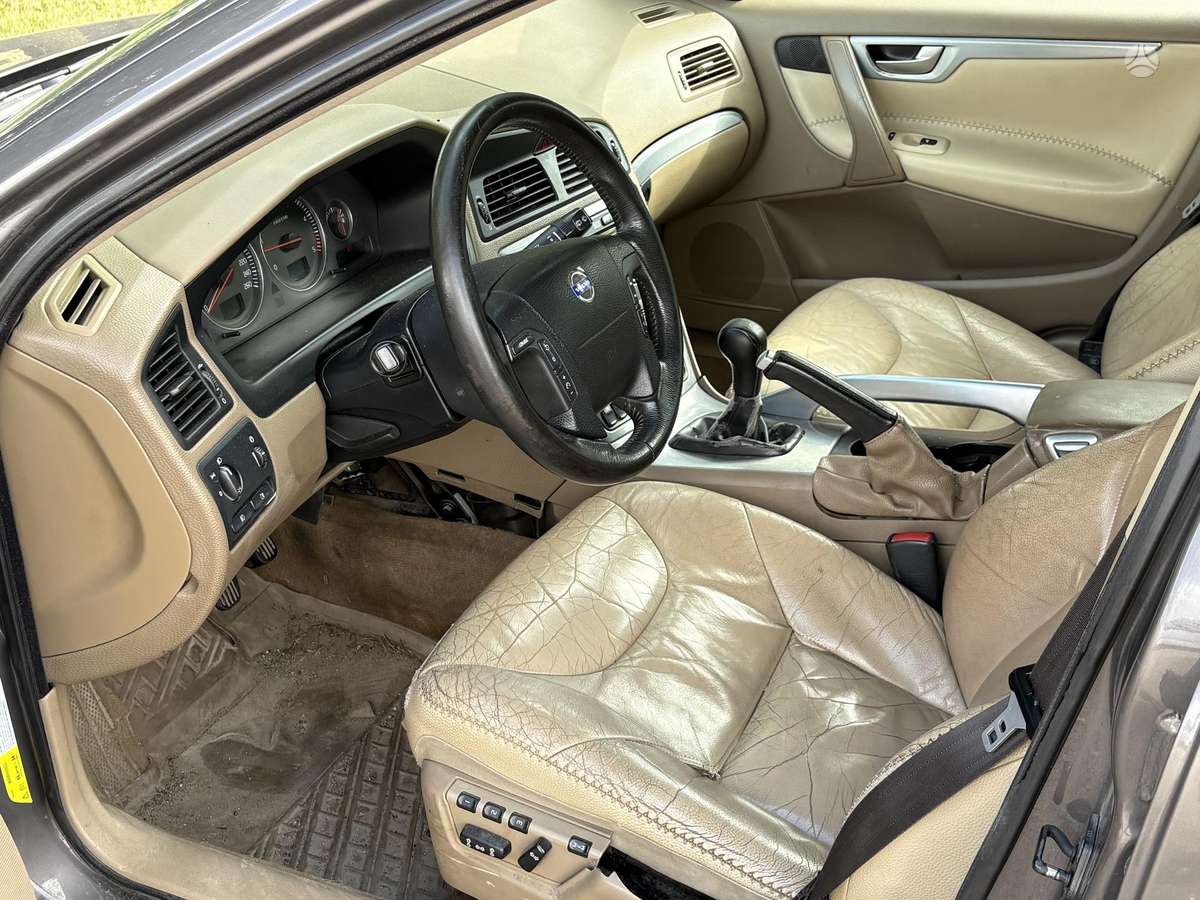 Volvo XC70, 2.4 l., Универсал