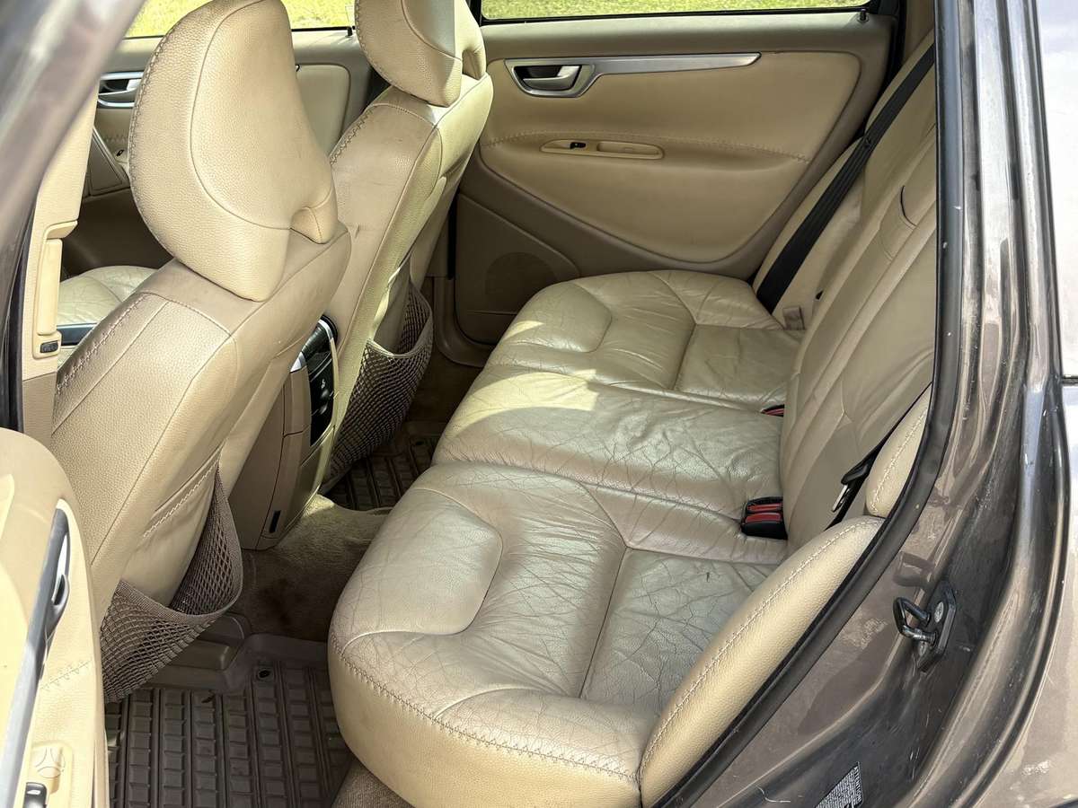 Volvo XC70, 2.4 l., Универсал
