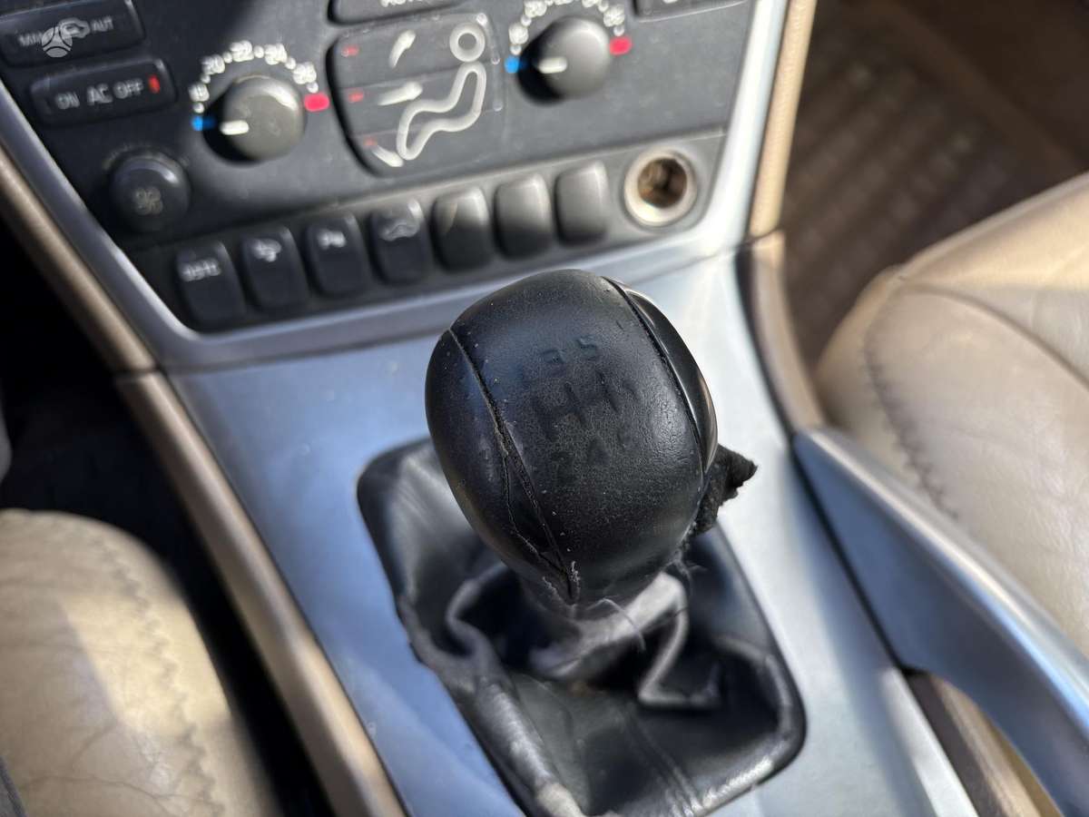 Volvo XC70, 2.4 l., Универсал