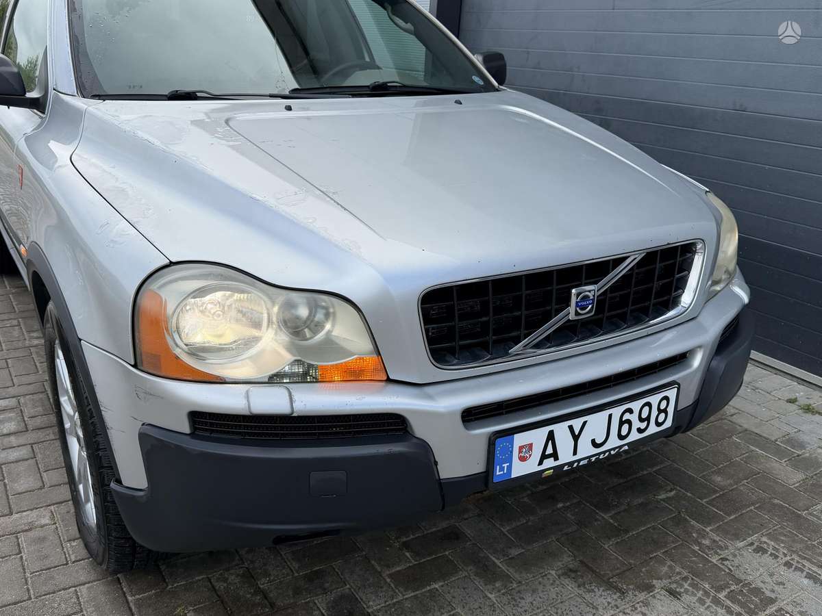 Volvo XC90 - 4
