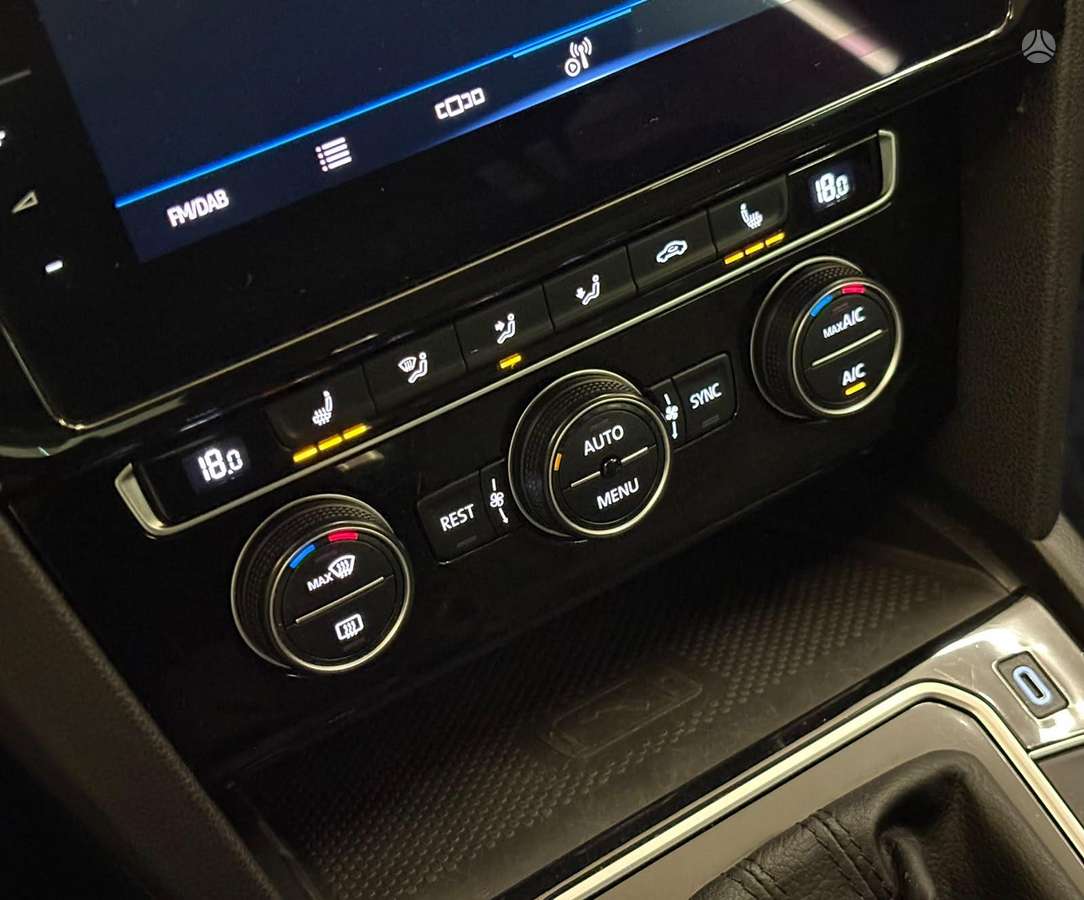 Volkswagen Passat, 2.0 l., Универсал