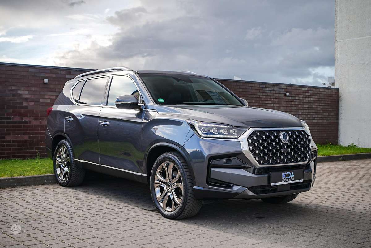 SsangYong Rexton - 1