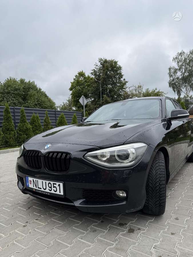 BMW 116, 2.0 l., hatchback