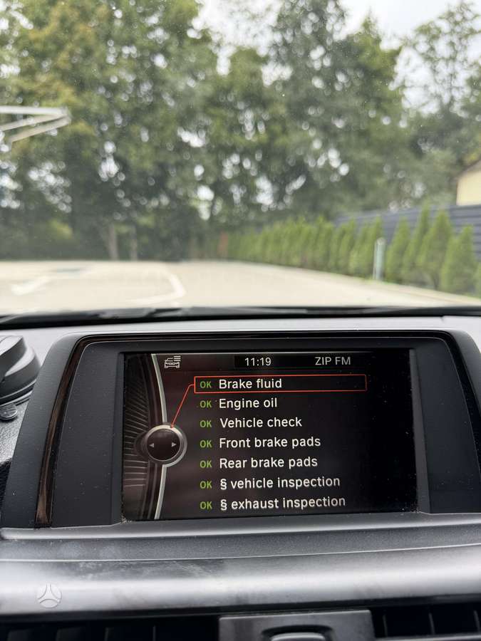 BMW 116, 2.0 l., hatchback